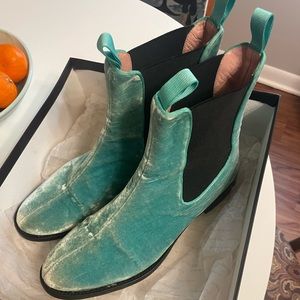 Maliparmi green aqua velvet Chelsea boot size 39